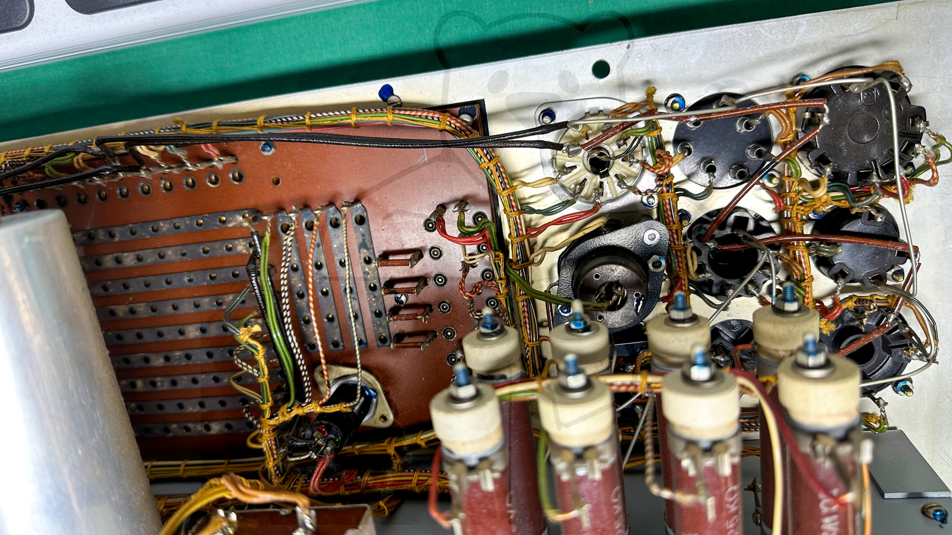 Neuberger RPM370-1 - Innenaufbau